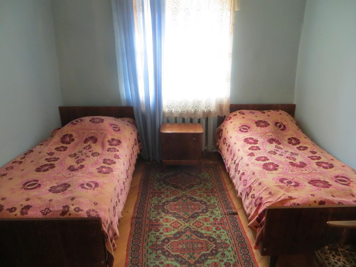 Marina Chartolani'S Guest House Местия Екстериор снимка