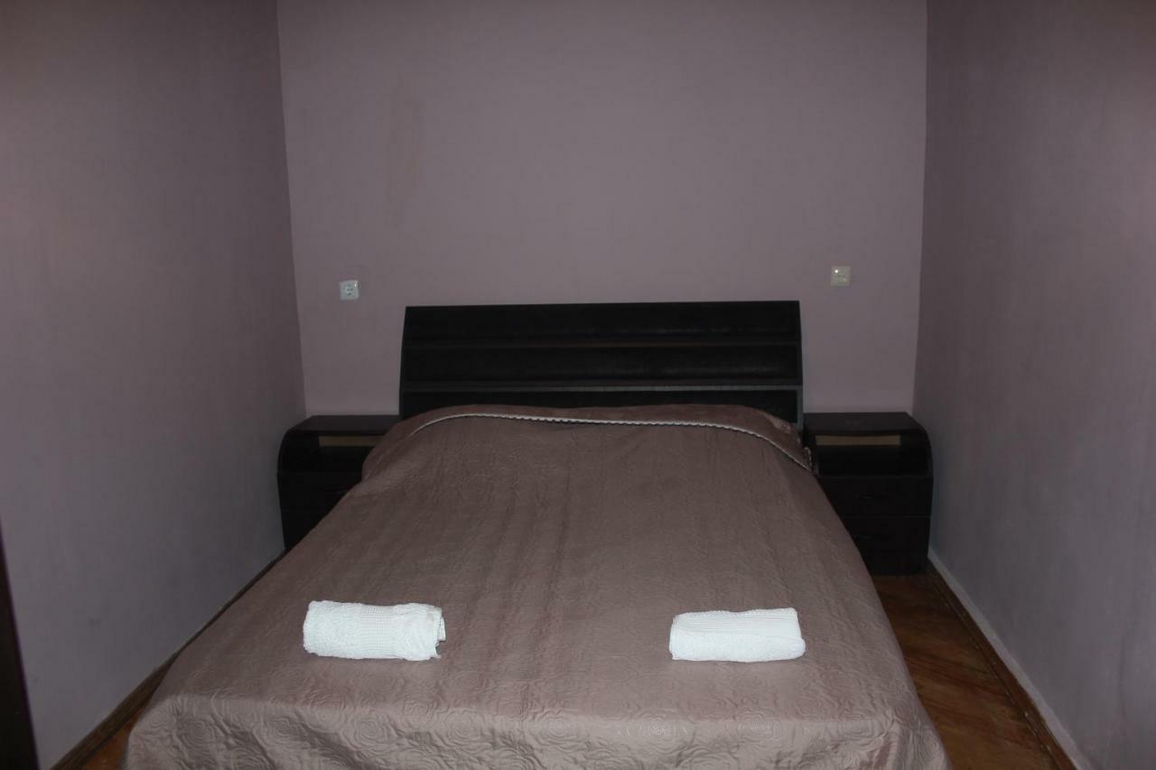 Marina Chartolani'S Guest House Местия Екстериор снимка